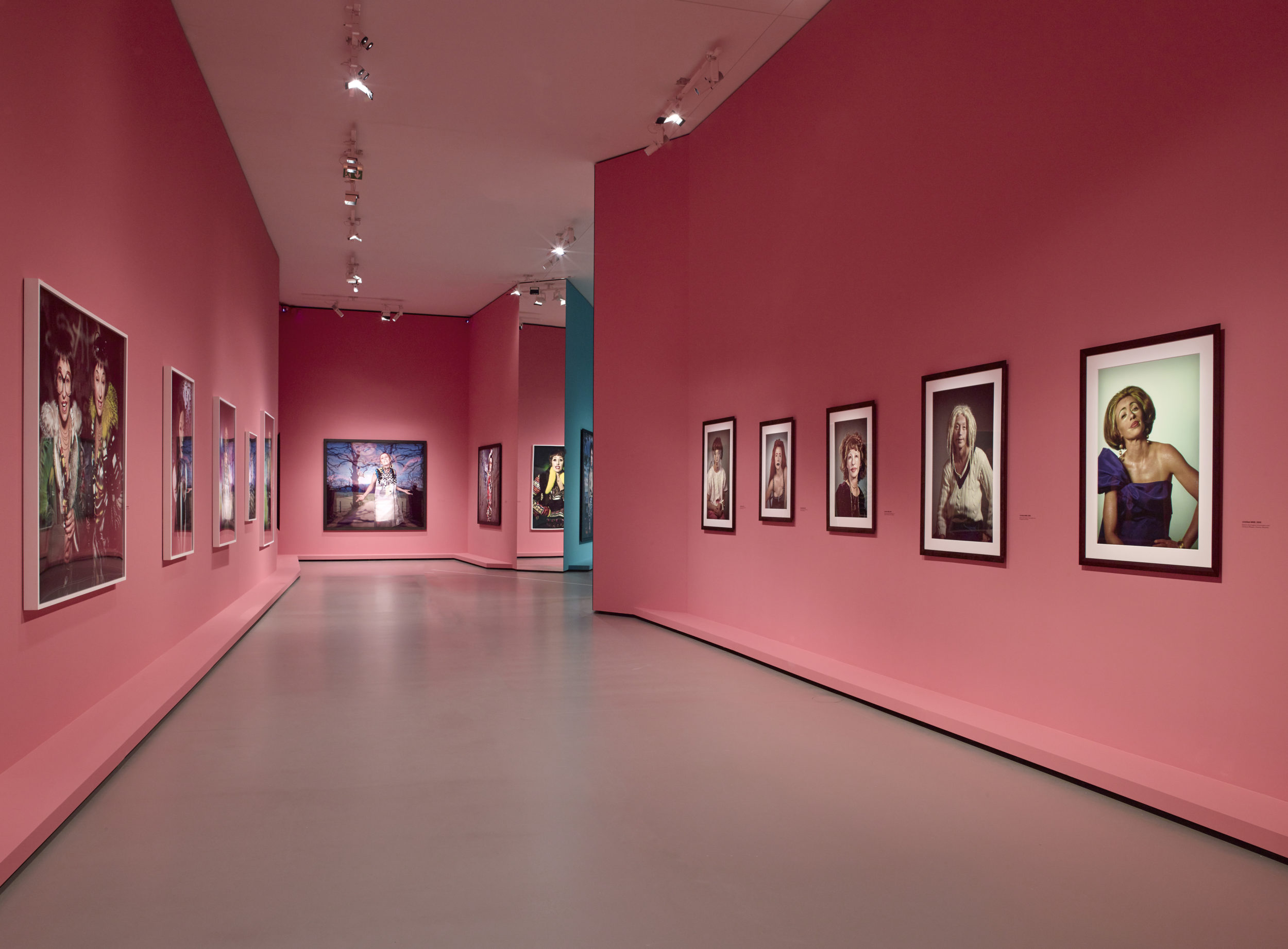 Cindy Sherman, une star de l'art à la Fondation Louis Vuitton